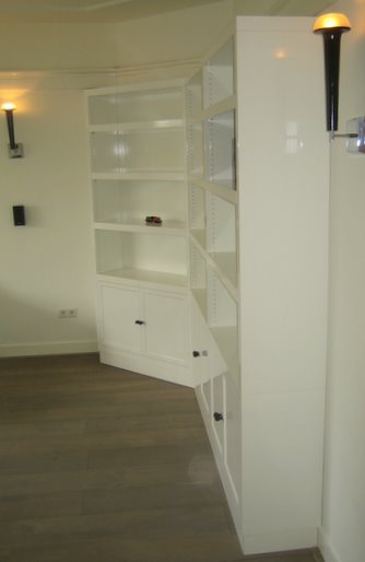 Hoogglans Boekenkast (in hoek), verstelbare planken